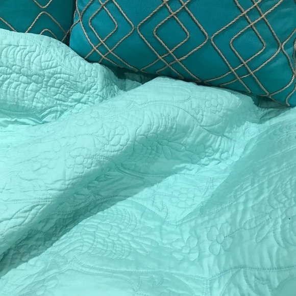 Quilt set - Picture 3 of 5